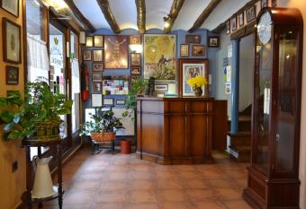 Hostal Santa Agueda has Balcony rooms