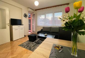 Apartman Central allows 18 year olds to book a room