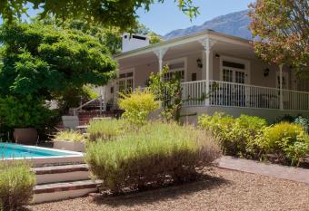 Corner House Residence has Balcony rooms
