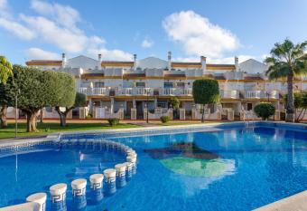 Pool-side townhouse in Cabo Roig has Balcony rooms