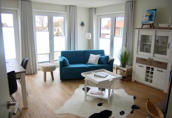 St  rtebeker 5 - HERZST  CK allows 18 year olds to book a room