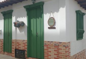 Apartahotel El Mirador has Balcony rooms