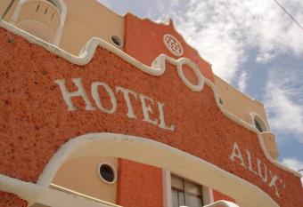 Hotel Alux Cancun allows 18 year olds to book a room