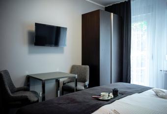 L  wen Hotel has Balcony rooms