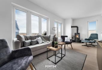 Ocean s 11 allows 18 year olds to book a room