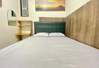 Homestay Batu Kelir Syariah Dieng Mitra RedDoorz allows 18 year olds to book a room