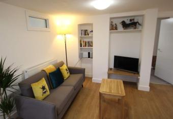 The Garden Apartment allows 18 year olds to book a room