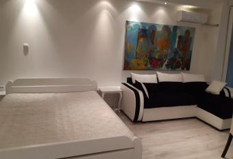 Viktoria brdo has Balcony rooms