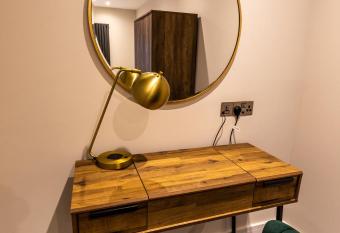 Ty Belgrave - Apartment 3 allows 18 year olds to book a room