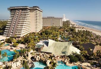 Princess Mundo Imperial Riviera Diamante Acapulco allows 18 year olds to book a room