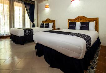 Capital O Hacienda del Molino allows 18 year olds to book a room