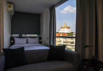 Tim Mansion allows 18 year olds to book a room