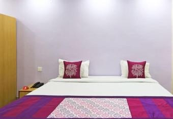 Hotel The D.P.Inn BY WB Economy allows 18 year olds to book a room