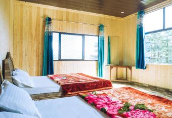 Midway Restaurants & Guest House has Smoking rooms