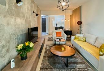 Stylish Apartment, Skopje Centre - Private Parking - Panoramic views allows 18 year olds to book a room