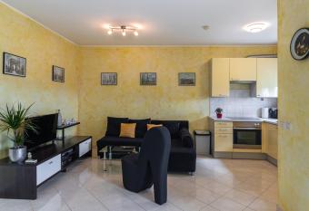 Apartment Ben1 has Balcony rooms