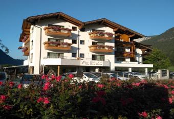 Hotel Flora Alpina has Balcony rooms