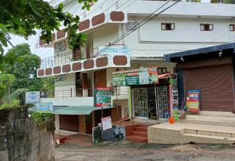 Ocean Tales has Balcony rooms