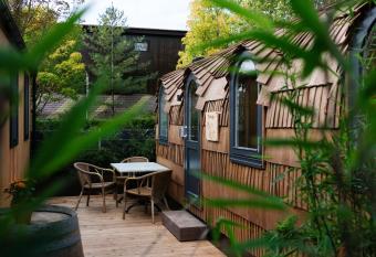 Tortuga - einfach anders! allows 18 year olds to book a room