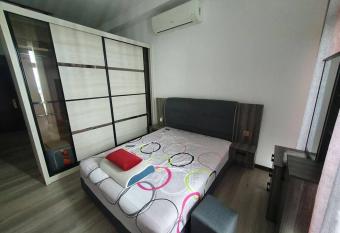 JB Perling New Cozy Studio allows 18 year olds to book a room