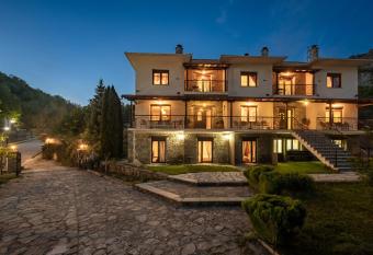 Guesthouse Anastasia has Balcony rooms