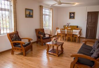 R  sidence Le Palmier has Balcony rooms