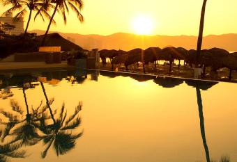 Krystal Beach Acapulco allows 18 year olds to book a room