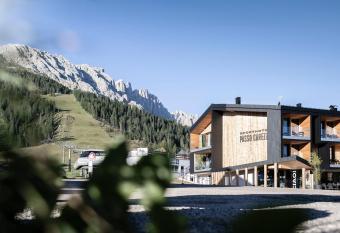 Sport Hotel Passo Carezza has Balcony rooms