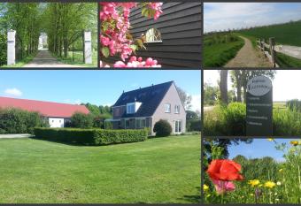 Hofstede Elzenoord has Balcony rooms
