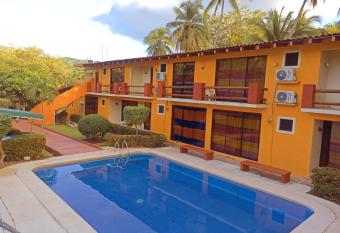 Hotel J.B. has Balcony rooms