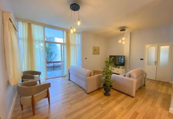 Flat in Bodrum- King Mausolus welcomes you has Balcony rooms
