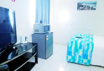 Perth City Motel allows 18 year olds to book a room