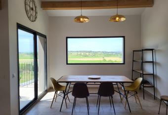 Domaine de l Envol  e has Balcony rooms