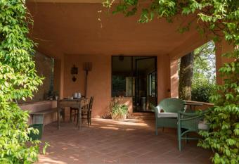 Studio/Flat Rustic Tuscan Marziani 2 allows 18 year olds to book a room