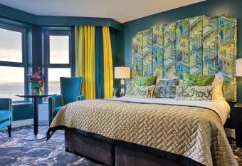 Elephant Rock Hotel allows 18 year olds to book a room