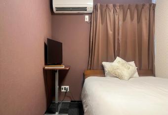 Miro                         allows 18 year olds to book a room