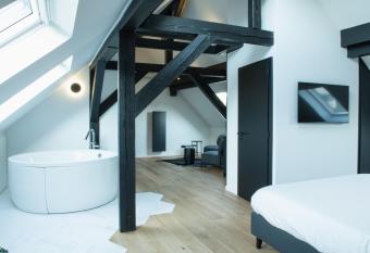 JAMES R  sidence & Spa allows 18 year olds to book a room