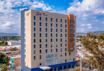 Sleep Inn Guadalajara Galerias allows 18 year olds to book a room