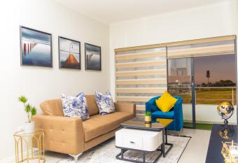 Fumo House Lifestyle Apartments has Balcony rooms