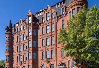 Brexton Hotel allows 18 year olds to book a room