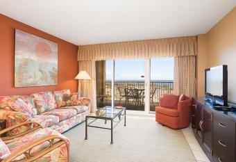 Driftwood Towers has Balcony rooms