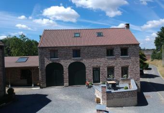 Les Chanterolles allows 18 year olds to book a room