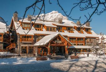 Fox Hotel and Suites has Balcony rooms