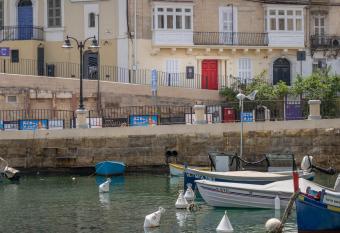 The Rose Hostel allows 18 year olds to book a room