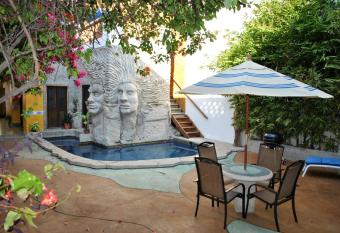 Villa Serena Centro Historico has Balcony rooms