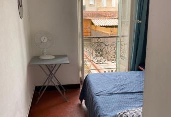 Nuit d   orient has Balcony rooms