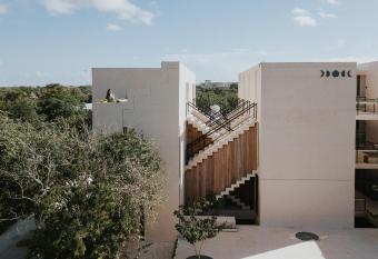 Eterna Tulum allows 18 year olds to book a room