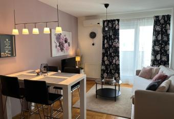 City Break Arena Zagreb allows 18 year olds to book a room