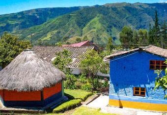 Casa Aida Hostal y Restaurante has Balcony rooms