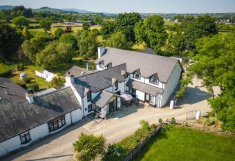 The Briers Country House has Balcony rooms